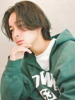 ディッセンバー 渋谷(December)&nbsp;【December】ミディアムウルフ/センターパート/ニュアンスパーマ