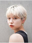 オシャレタイトショート×ブロンド