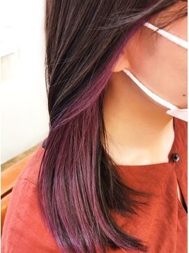 インナーカラーサイドのみ紫がかったピンク L キエ Kie のヘアカタログ ホットペッパービューティー