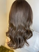 ジーナ 船橋(Zina)&nbsp;オトナ女子ツヤ髪アッシュカラーふんわりミディシースルーバング