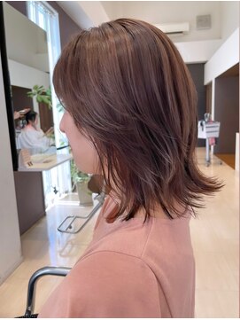 イースト(YEAST) 伸ばしかけ ミディアムボブ