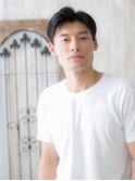 ワイルドな七三アップバング刈り上げマッシュヘアーf名護大東
