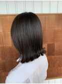 ぱつっと切りっぱなしボブ