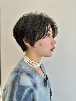 ノヴァ(nova)の写真/輪郭や骨格をより美しく魅せてくれるnovaのショート。ロングからバッサリのスタイルチェンジもお任せを♪