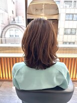 リファインド(REFINED)&nbsp;無造作なナチュラルパーマミディ　　五十嵐