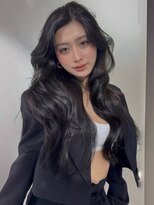 ソヨン 池袋店(SOYON) 《SOYON》ザクザクレイヤーのフォワードカールアレンジ
