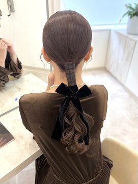 ディティカ ルーク(Dityca luk) tight low pony