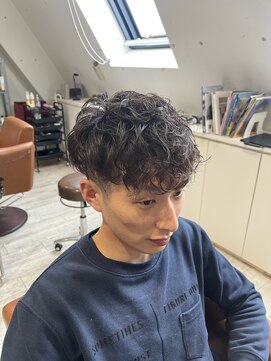 ルーツ(ROOTS) 無造作パーマ♪