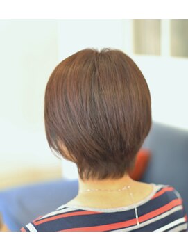 ポッシュ(poche) ショートボブ