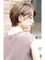 ラグエル(RAGUEL) シルエットのキレイな耳かけ大人ショートボブ