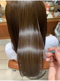 驚異の艶感!!誰もが気になる髪質改善酸熱トリートメント☆