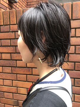 ウィーク 梅田(UiiC) スタイリングが苦手な方に☆ショートヘア【uiic rira style】