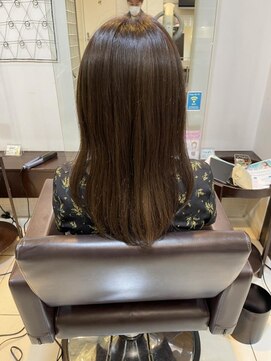 スティラ スムース 高田馬場(Stilla smooth) 白髪ぼかしイルミナカラー【高田馬場】