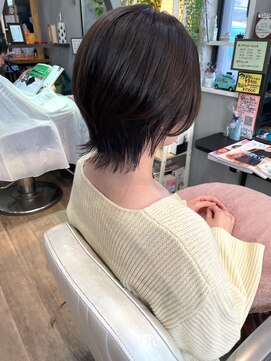 デイジー(Daisy) 大人かっこいいウルフ