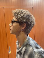 オンド(Onde)&nbsp;スパイキー×ミルクティーベージュ×ブリーチデザイン