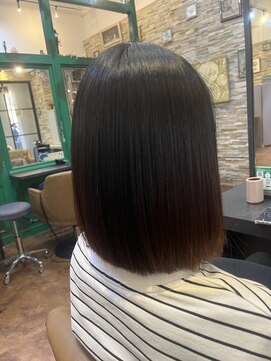 ヘアーラウンジ アンフィ 井土ヶ谷(Hair Lounge Anphi) ストレートボブ