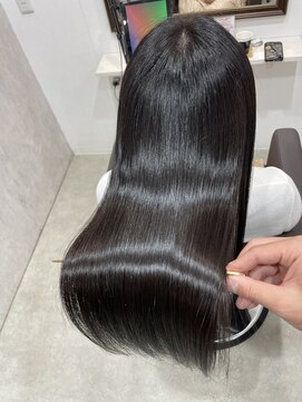 ラナ(Lana) 【Lana】艶美髪ネイビーグリーン　艶髪　髪質改善カラー