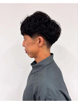 イフプロデュースドバイアミカ(iF produced by Amica) メンズパーマ