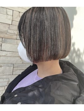 ココロヘアー ウィル 半田山店(Cocolo hair Will) ハイライトボブ