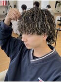 【メンズメッシュ×ツイストスパイラルパーマ】ハイライトウルフ