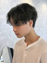 新潟の中で、傷みにくい《*ツイストスパイラルパーマ*》を実現できるのは特殊な薬剤があるからです！！