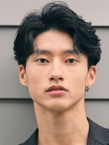 バイフィフス 原宿/表参道(by fifth)&nbsp;原宿フェザーパーマメンズカット  刈り上げ無しセンターパート