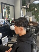 バーバーショップライズ 2nd(barber shop RAIzE) センターパート
