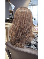 ショコララテ&nbsp;30代40代50代人気ザグザグガッツリレイヤーカット
