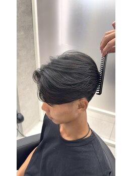 クラム(CRAMME)の写真/頑固なクセも自然な仕上がりに。メンズ特化の【曲がる縮毛矯正】で毎朝のセットがキマる理想の髪型へ