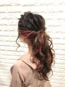 スタジオカラー(Studio Color) ポニーテールアレンジ