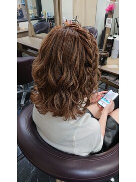 エヌエービー 池袋店(N.A.B.) 垂らし編み