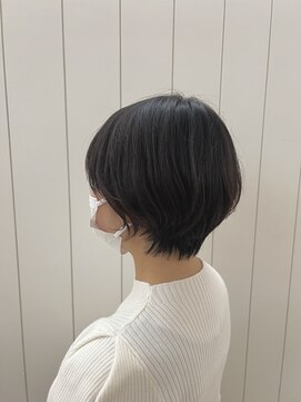 アドラーブル 万代店 (adorable) 【大人かわいい】【ショートボブ】20代30代40代