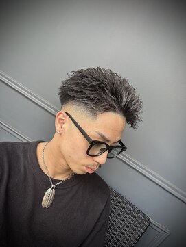 メンズ ラピス 横浜店(Men’sLapis) スパイキーフェザー