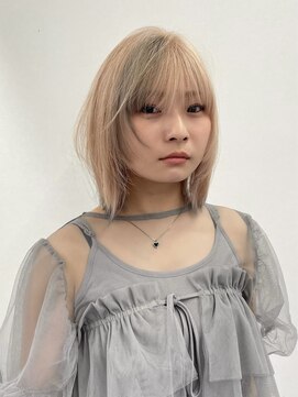 ルイス 喜連瓜破(Luis) デザインカラー×レイヤーカット