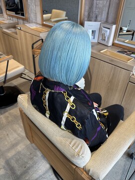 クラン バイ ナチュラル(clan by Natural) 水色カラー/パツッとボブ/ブリーチカラー/ハイトーンカラー