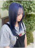 色落ちも楽しいネイビーブルー