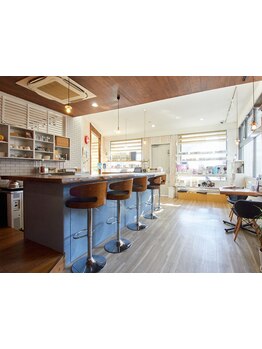 大人女性の魅力を引き出す技術力◇カフェのような居心地の良さと、癒しの空間で贅沢なひとときを♪