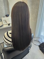 トッカ 茨木(tocca)&nbsp;「傷ませずにクセを伸ばす。髪質改善×縮毛矯正の実力」