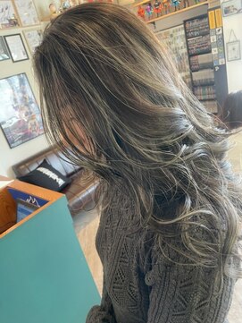 ヘア メイク ココ(hair make coco) ハイライトでつくるダークグレージュ♪♪