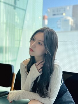 アルテ(ARTE) 韓国風ロングレイヤー 顔周りレイヤー 透明感グレージュ