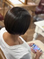 ルネッサンスヘアー ラファエロ(RAFFAELLO)&nbsp;トーンダウンカラー×グラデーションカット