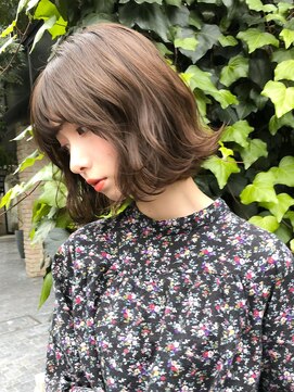 ルティア(Lutia) 赤み抑えたマットベージュボブ☆