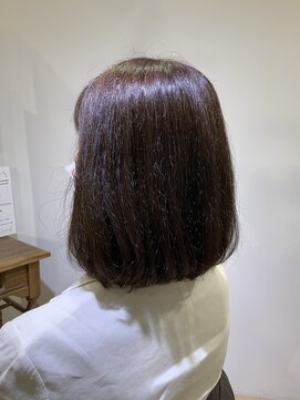 ユーネリー(U-NERY) 肩上ボブ