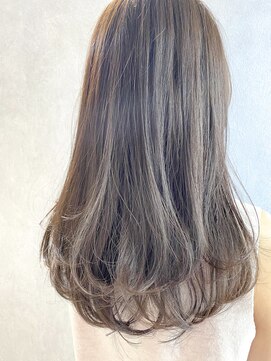 ジーナ 勝どき(Zina) 【Zina】エアリーミディ/黒髪/ホワイトアッシュ/ショートパーマ