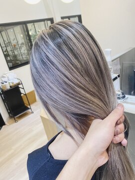 チェレ ロッソ 金剛店(Chere rosso) 結べるボブ×うる艶髪×ホワイティアッシュ