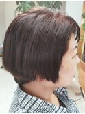 フェイスラインスッキリ、ショートボブスタイル