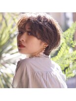アトリエ フェム(atelier.fem) 柔らかいシルエットのショートパーマスタイル