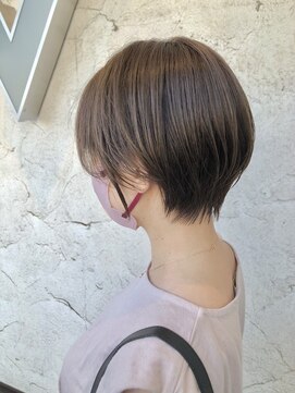 ダブル(W) さらさら丸みショート/くすみカラー