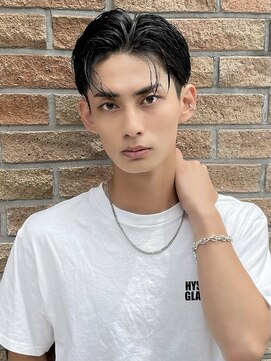 アーリー(Ali'i) 韓流センターパートツーブロックマッシュショートレイヤー