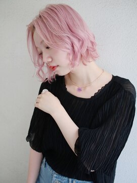 ブゾン(buZon) 【buZonブゾン】くびれロブ×ホワイトピンクカラー